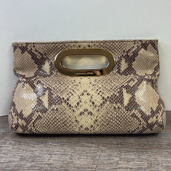 Michael Kors BERKLEY Leather Snake Skin Embossed Clutch -Dark Sand - Picture 3 of 13